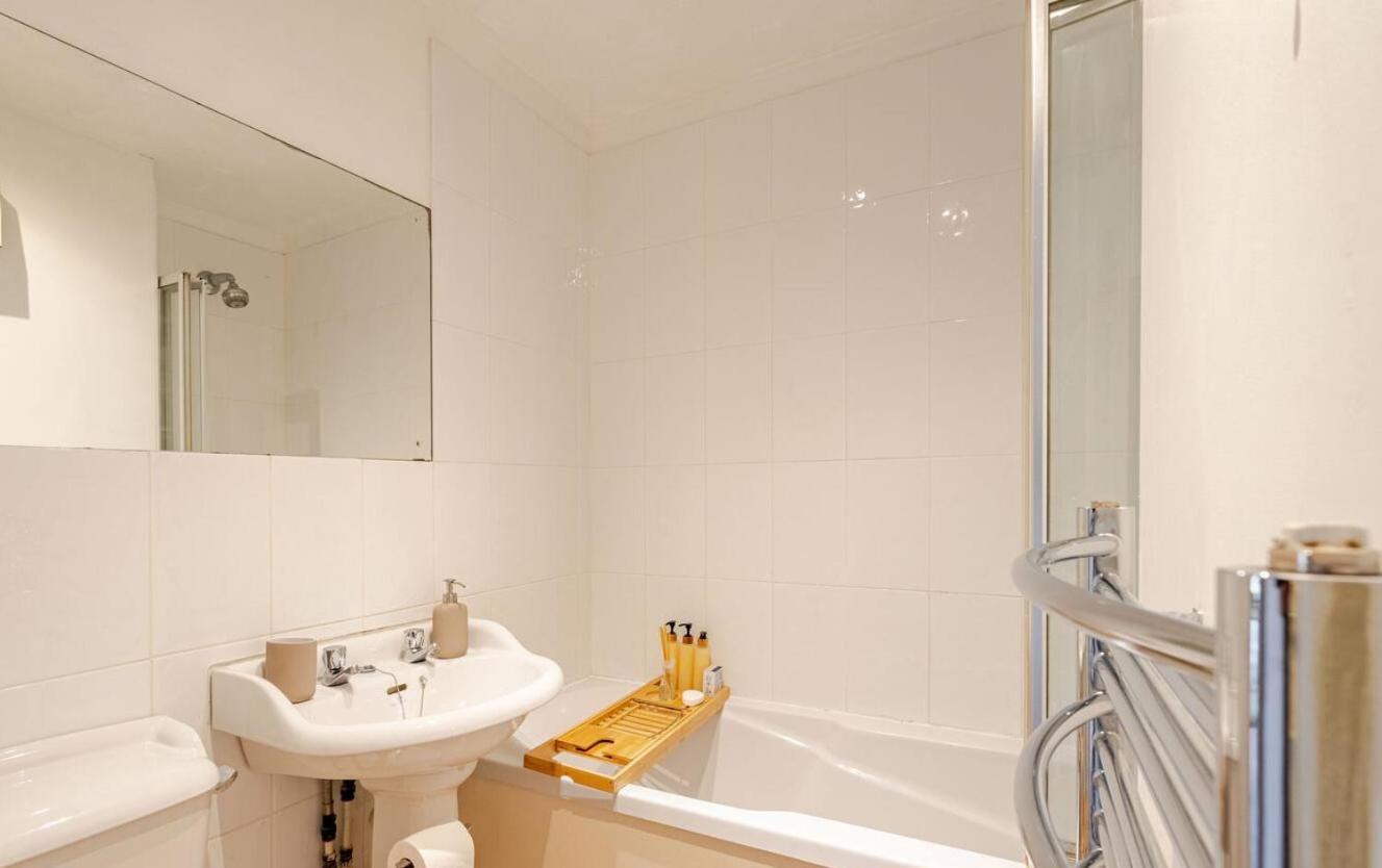 Stylish In Canary Wharf - Perfect For Business Appartement Londres